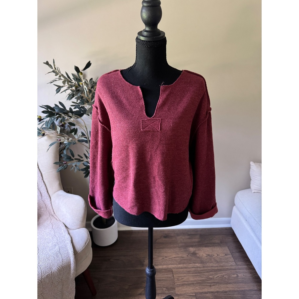 Urban Outfitters Burgundy Ribbed Knit Notch Neck Raw Seam Sweater XS TP